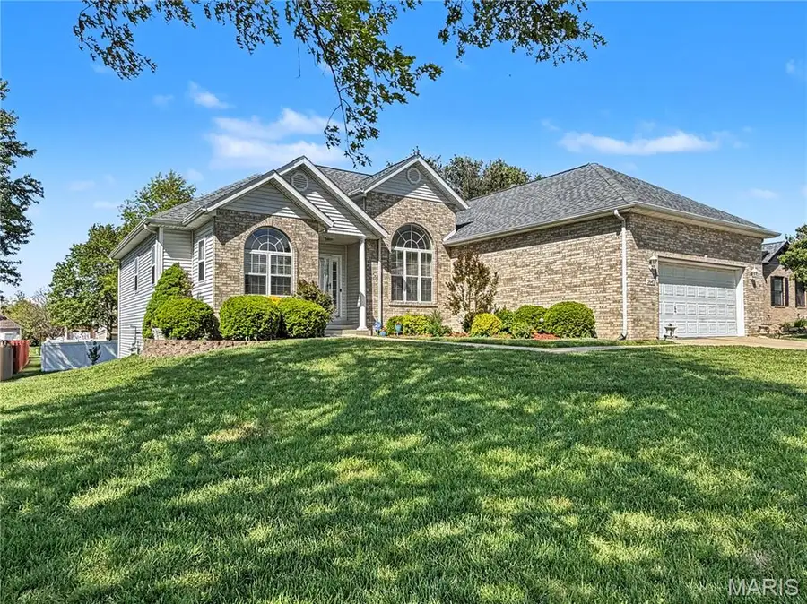 2645 Katrine Lake Drive, Belleville, IL 62221 - #3