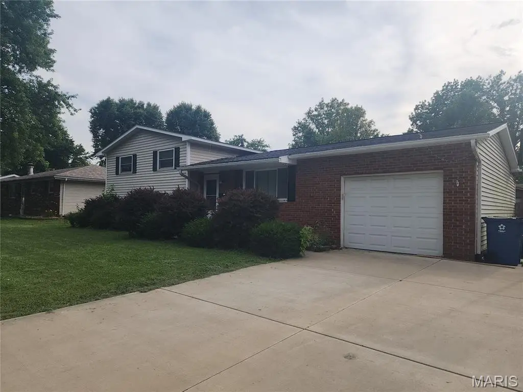 506 Texas Boulevard, Bethalto, IL 62010 - #1