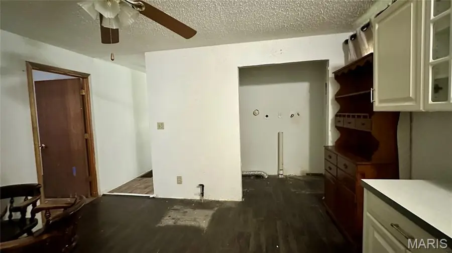 9 Denovion, Cahokia, IL 62206 - #3