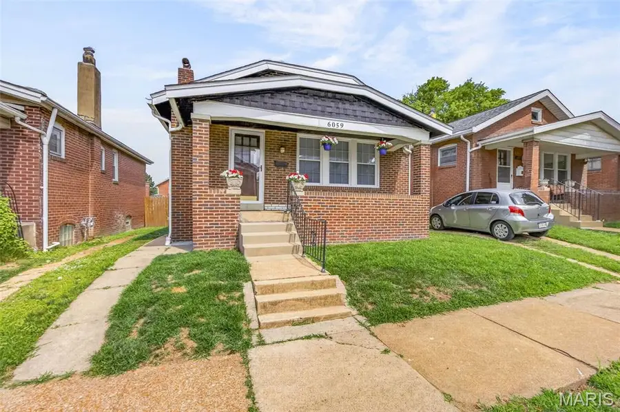 6059 Wanda Avenue, Saint Louis, MO 63116 - #2