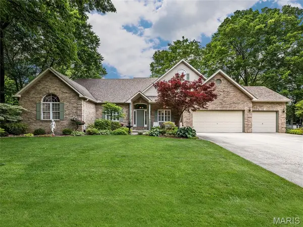 111 Timberwood Lane, Collinsville, IL 62234