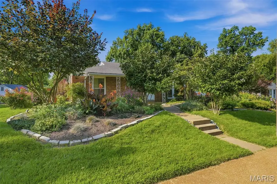 8412 Old Bonhomme Road, University City, MO 63132 - #2