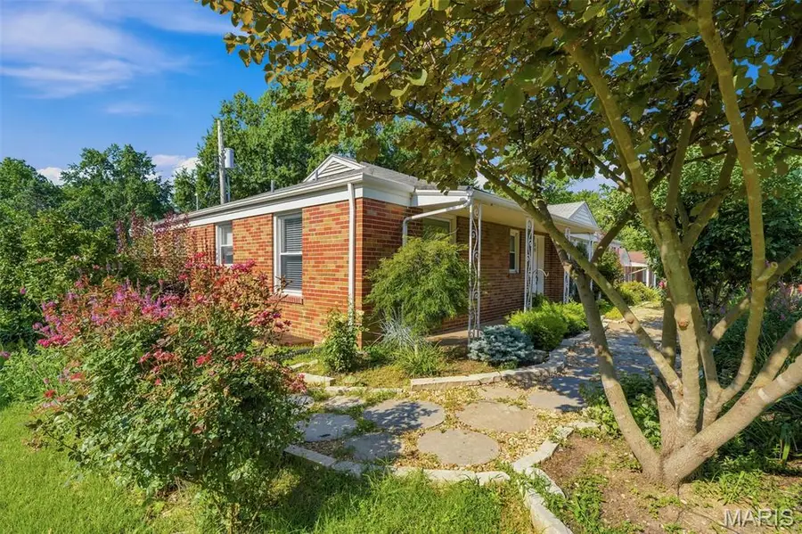 8412 Old Bonhomme Road, University City, MO 63132 - #3