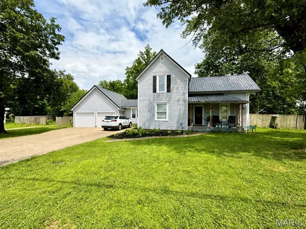 707 Buford Blvd, Fredericktown, MO 63645 - #1
