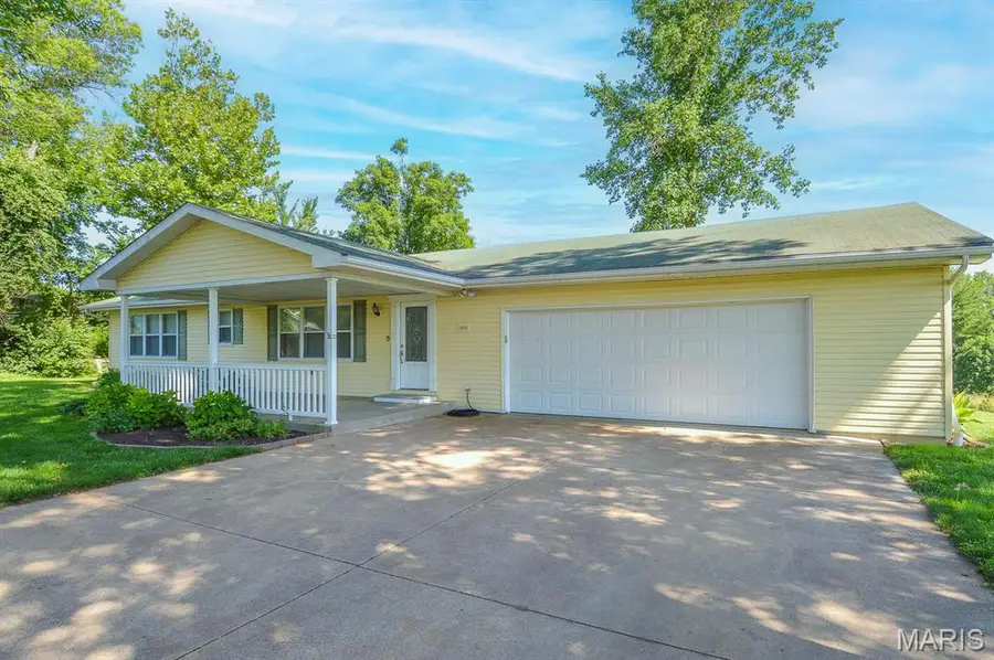 2601 Belle Mar Drive, Belleville, IL 62220 - #2