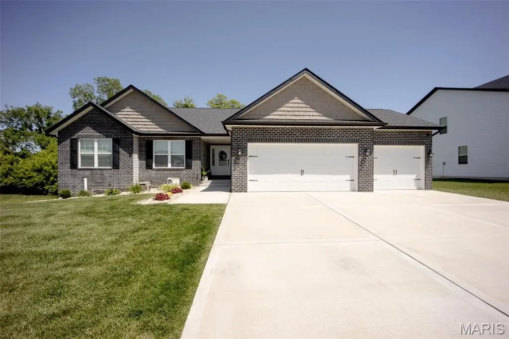6992 Milburn Estates Drive, Ofallon, IL 62269 - #1