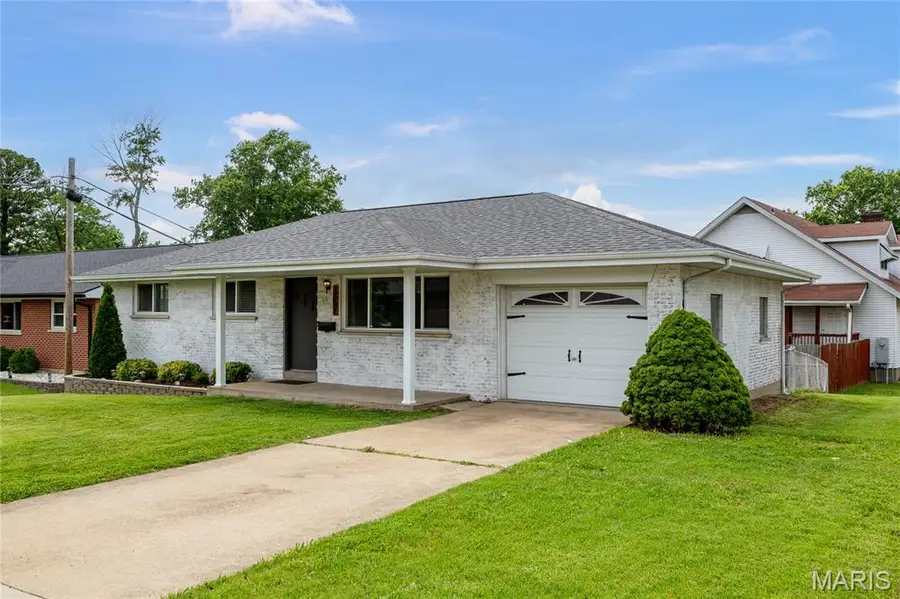 2501 Reav Tel Court, Saint Louis, MO 63125 - #2