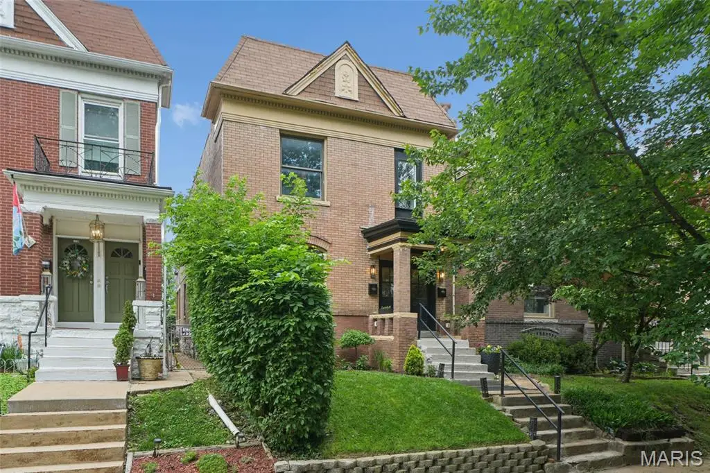 4165 Russell Boulevard, Saint Louis, MO 63110 - #1