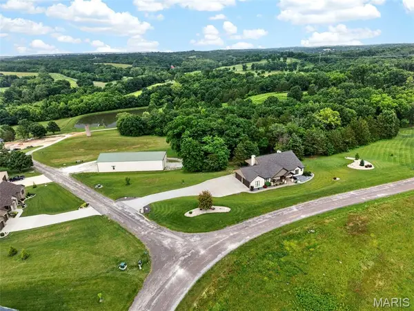 992 Foggy Court, Washington, MO 63090