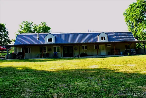 32019 County Rd 358, Kahoka, MO 63445