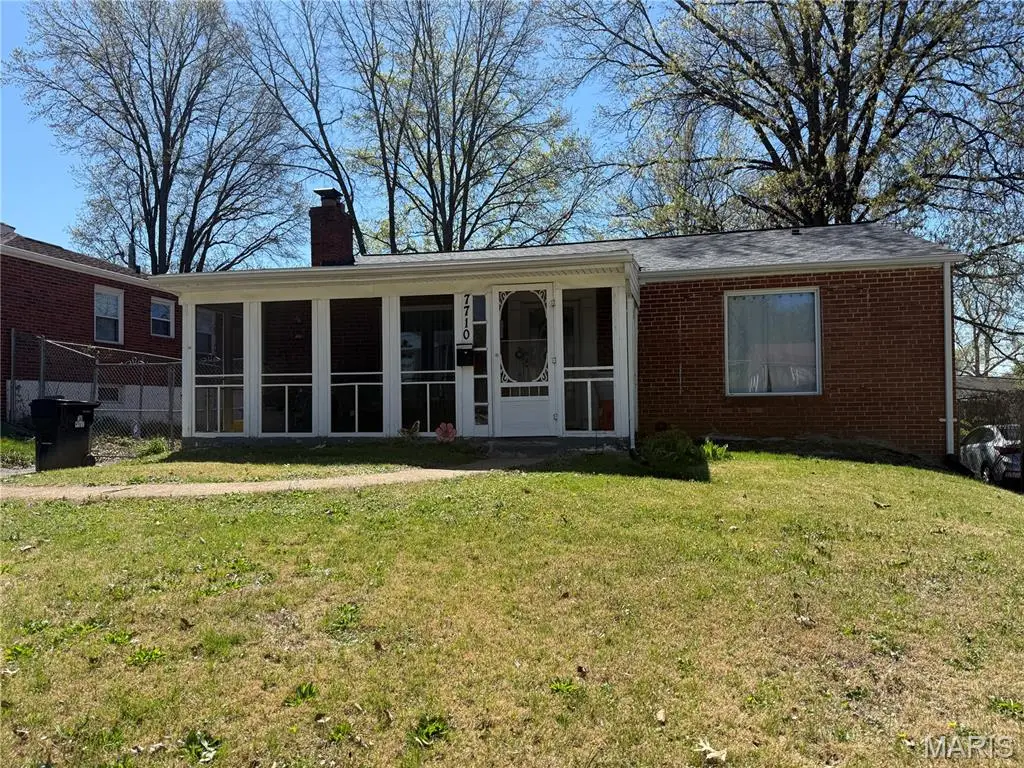 7710 Carleton Avenue, University City, MO 63130 - #1