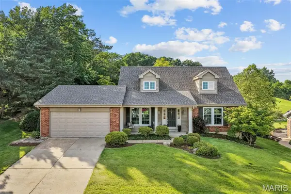 647 Waterford Ridge Drive, Ballwin, MO 63021