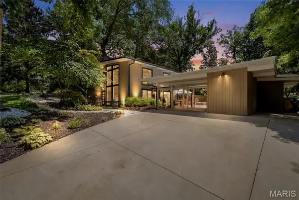 424 Belleview Avenue, Webster Groves, MO 63119