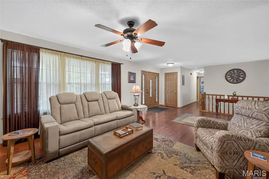 2101 Deer Run Meadows, Troy, MO 63379 - #2