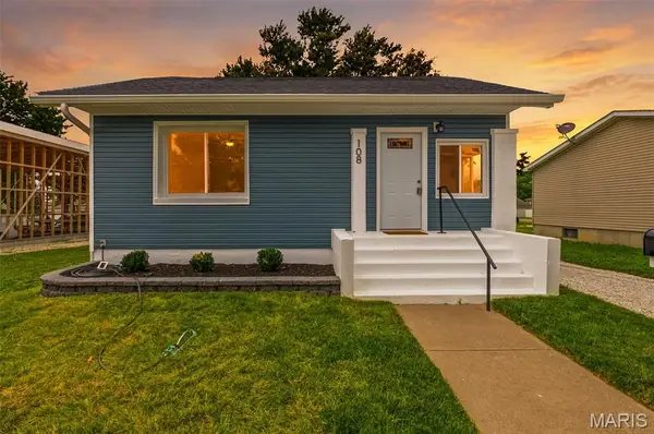 108 S Science Street, Bowling Green, MO 63334
