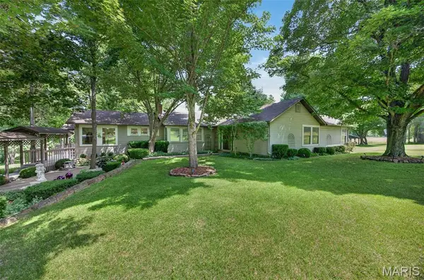 31197 Hidden Hills Road, Richland, MO 65556