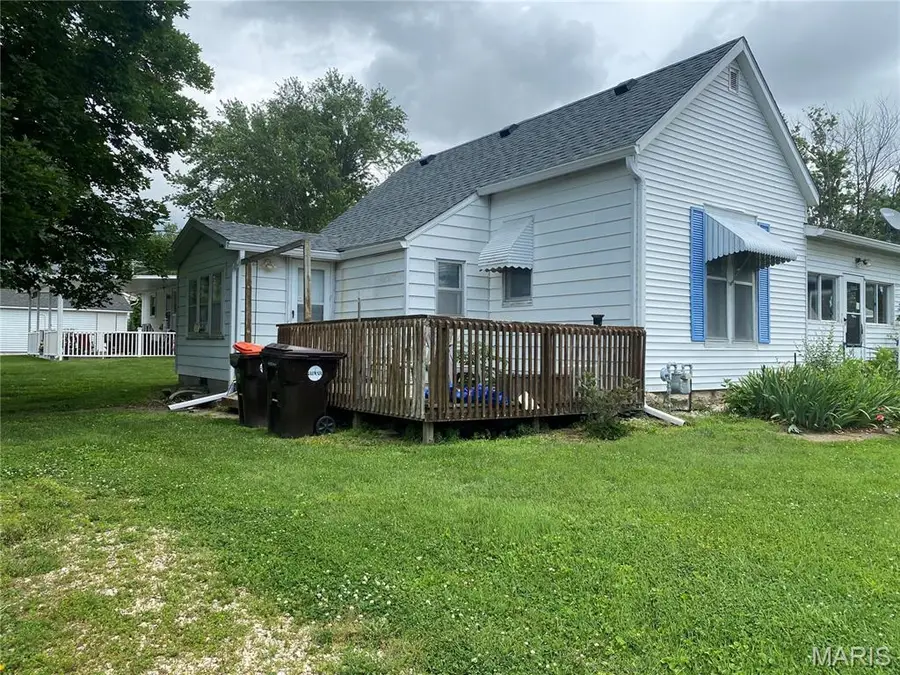 302 W Elm Street, Palmyra, MO 63461 - #2