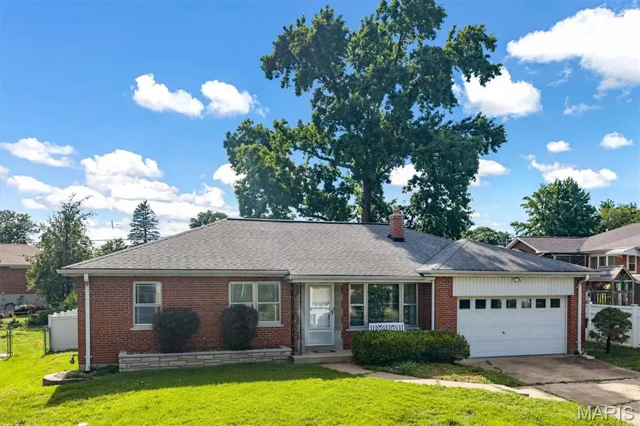 9909 Musick Avenue, Saint Louis, MO 63123 - #3