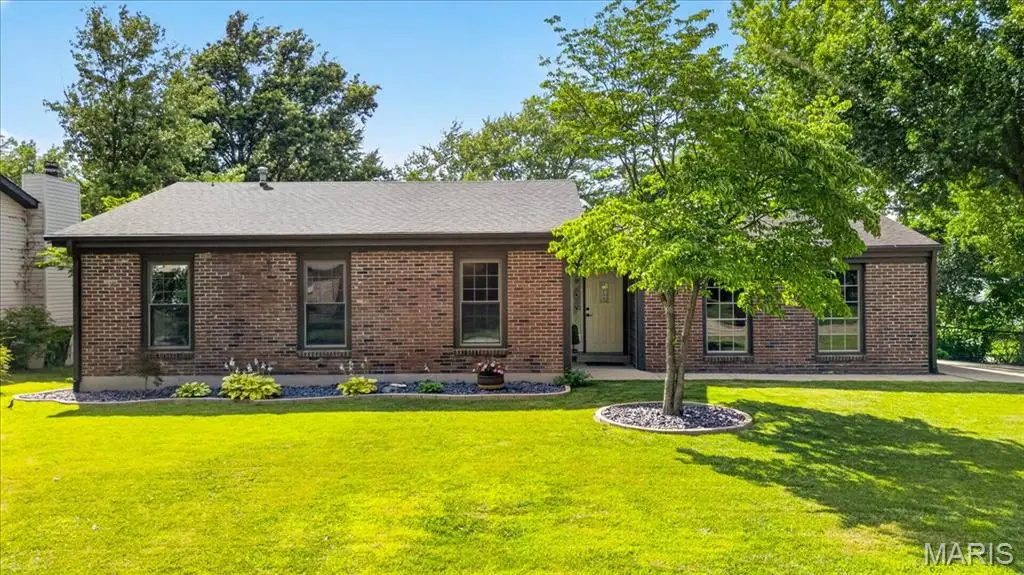 1327 Brandywine Lane, Saint Peters, MO 63376 - #1