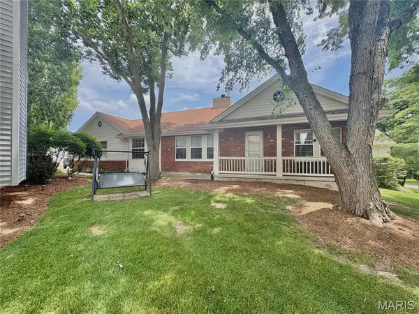 13019 Midfield Terrace, St Louis, MO 63146