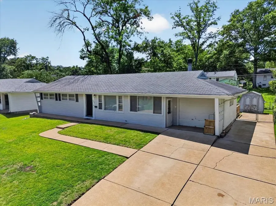 805 Brookridge Drive, Saint Louis, MO 63119 - #3