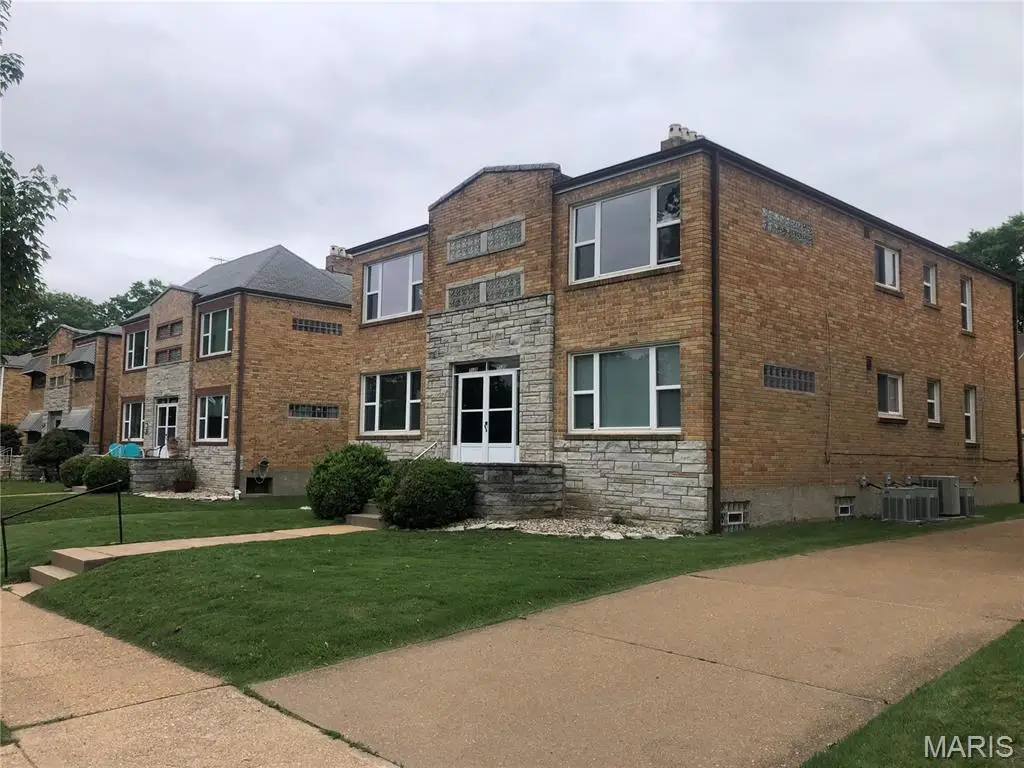 7128 Jamieson Avenue, Saint Louis, MO 63109 - #1