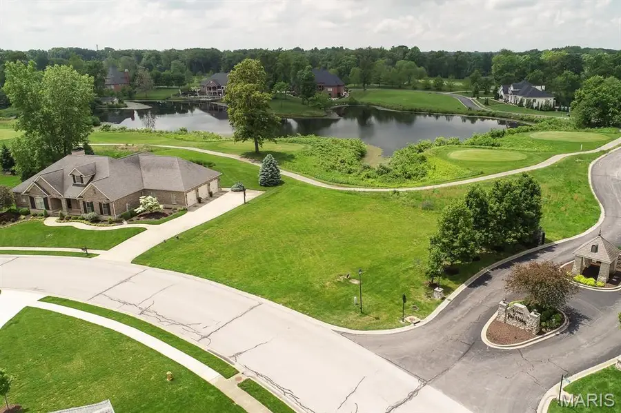 305 Forest Oaks Drive, Caseyville, IL 62232 - #3