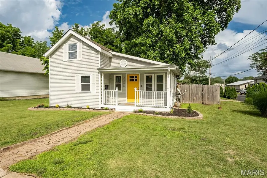 2200 N 5th Street, Saint Charles, MO 63301 - #2
