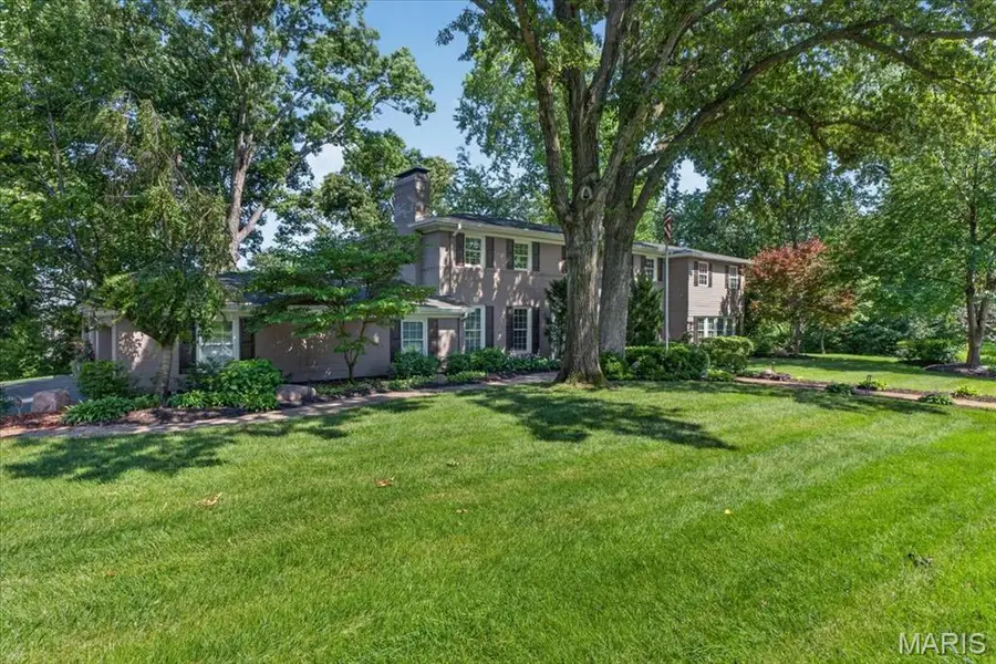 13 Berkshire Drive, Saint Louis, MO 63117 - #2