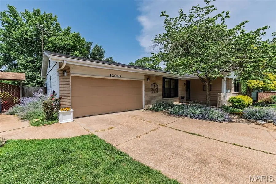 12023 Weshill Court, Maryland Heights, MO 63043 - #2