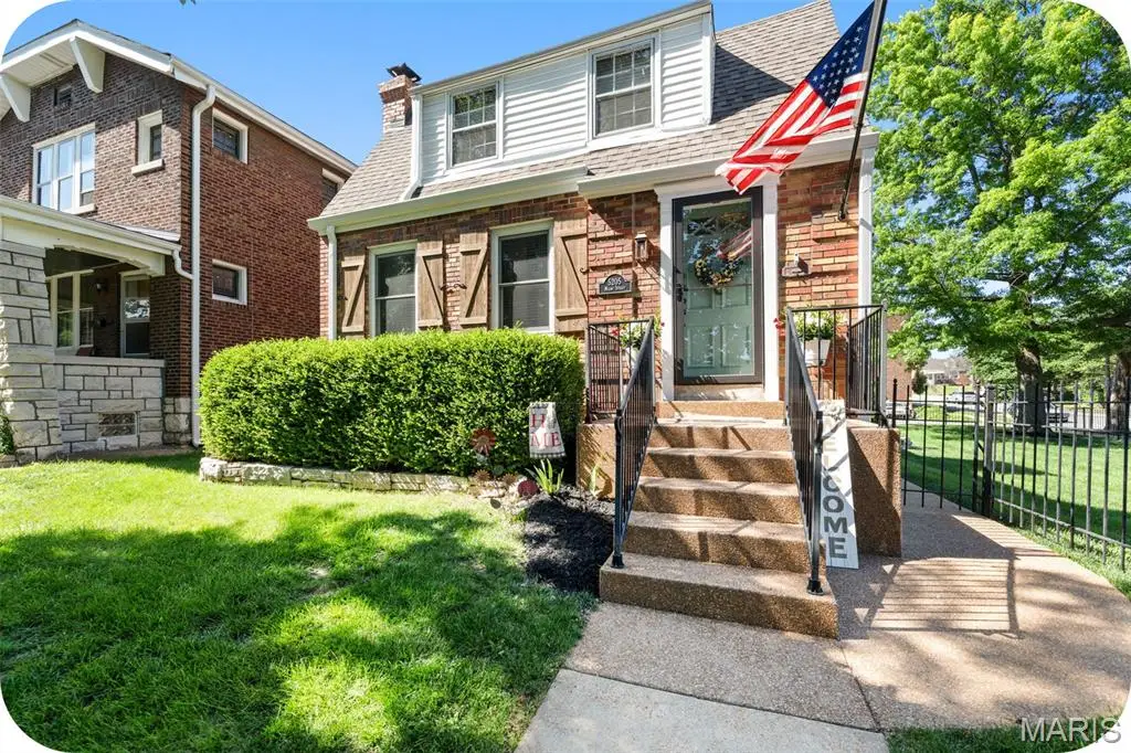 5205 Miami Street, Saint Louis, MO 63139 - #1