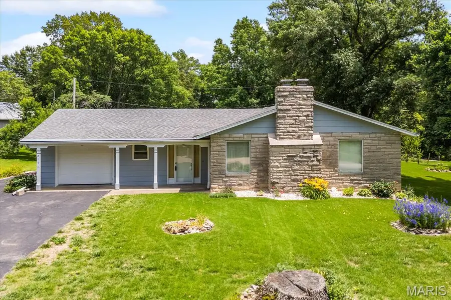 215 Lowell Drive, Columbia, IL 62236 - #2