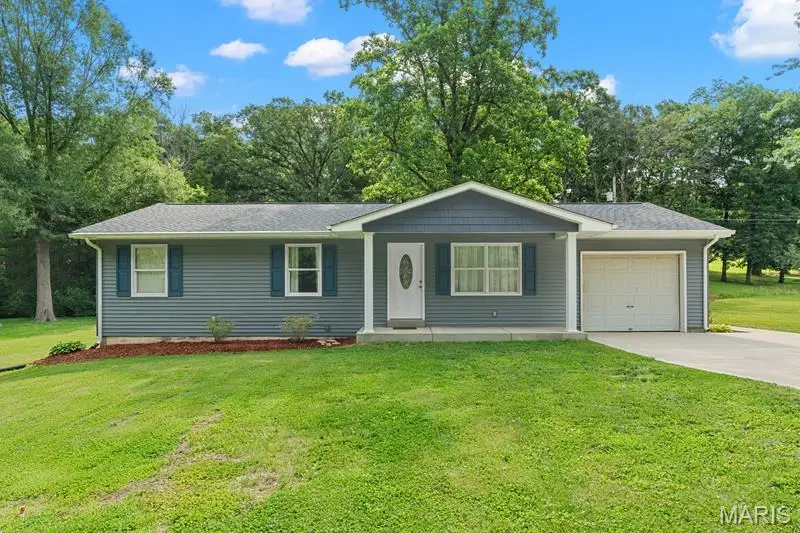 3752 Sunrise Drive, Pacific, MO 63069 - #1