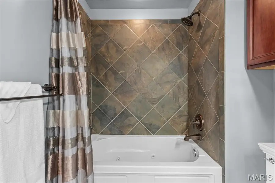 3752 Sunrise Drive, Pacific, MO 63069 - #3