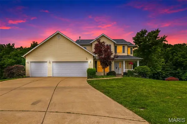 40 Owls Rest Court, Winfield, MO 63389