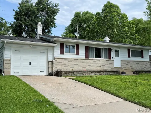 1607 Barbara Drive, St Charles, MO 63303