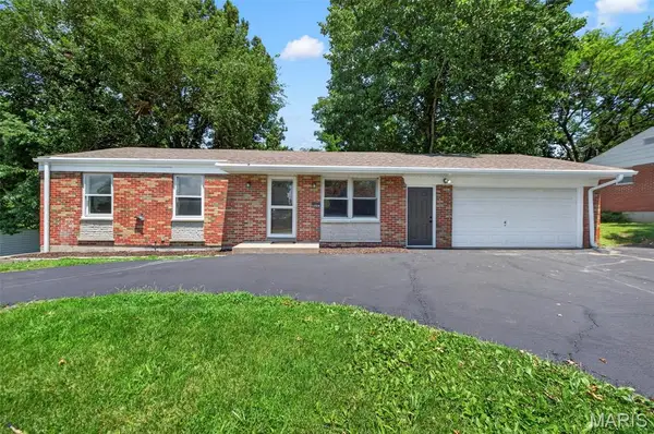 11924 Majella Drive, Bridgeton, MO 63044