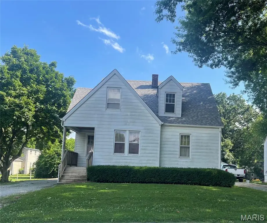 706 N 28th Street, Belleville, IL 62226 - #1