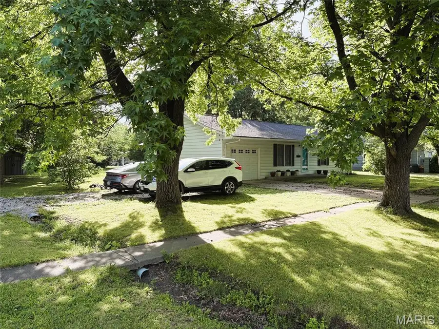 428 N Walker Street, Montgomery City, MO 63361 - #3