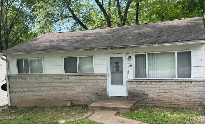 258 Becker Drive, Hazelwood, MO 63135 - #1