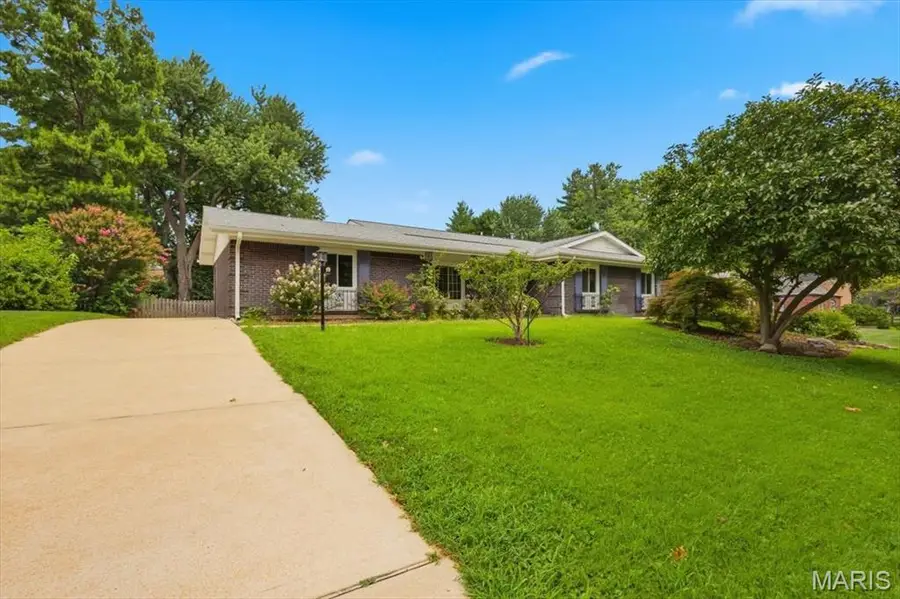 113 High Valley Drive, Chesterfield, MO 63017 - #2