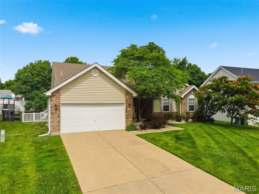 1917 Williamstown Drive, Saint Peters, MO 63376 - #3
