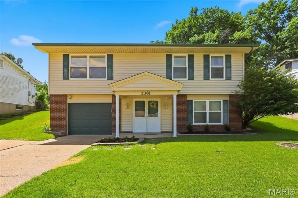 2381 Wesford Drive, Maryland Heights, MO 63043 - #1