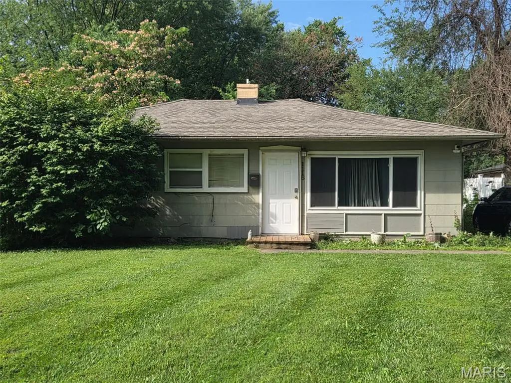 1115 N 39th Street, Belleville, IL 62226 - #1