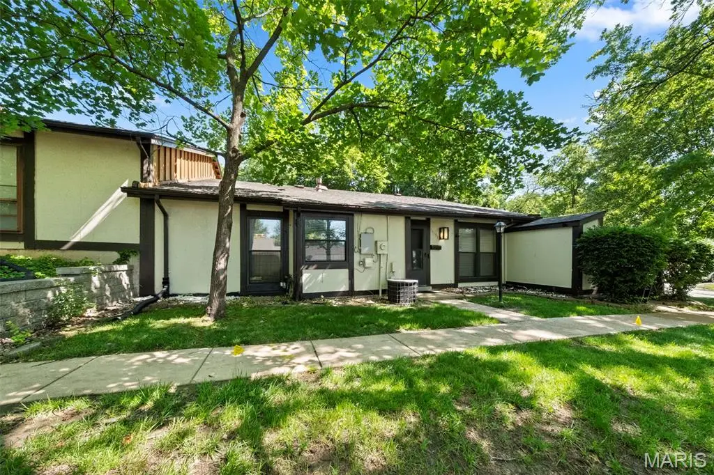 11151 Whispering Oaks Drive, Saint Louis, MO 63136 - #1