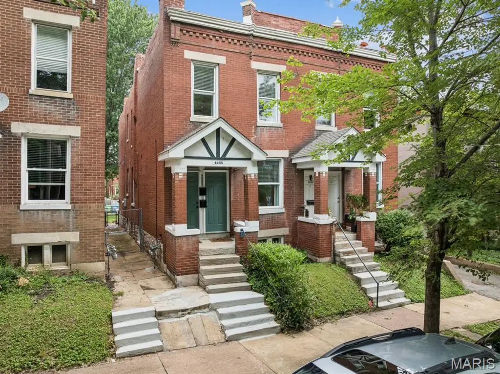 4265 Botanical Avenue, Saint Louis, MO 63110 - #1