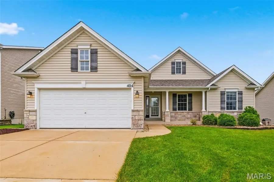 404 Shady River Drive, Ofallon, MO 63366 - #2