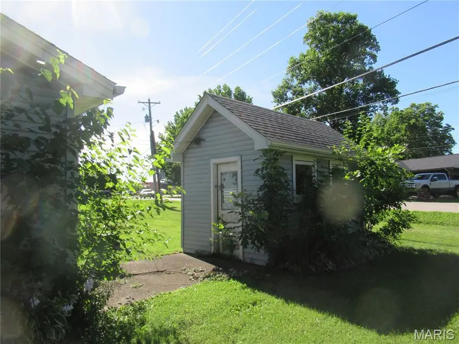 403 Marvin Street, Cuba, MO 65453 - #2