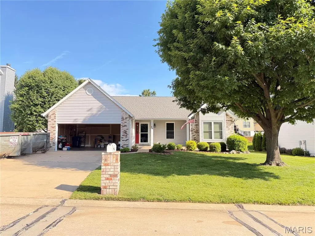 22 Burlington Court, Saint Charles, MO 63304 - #1