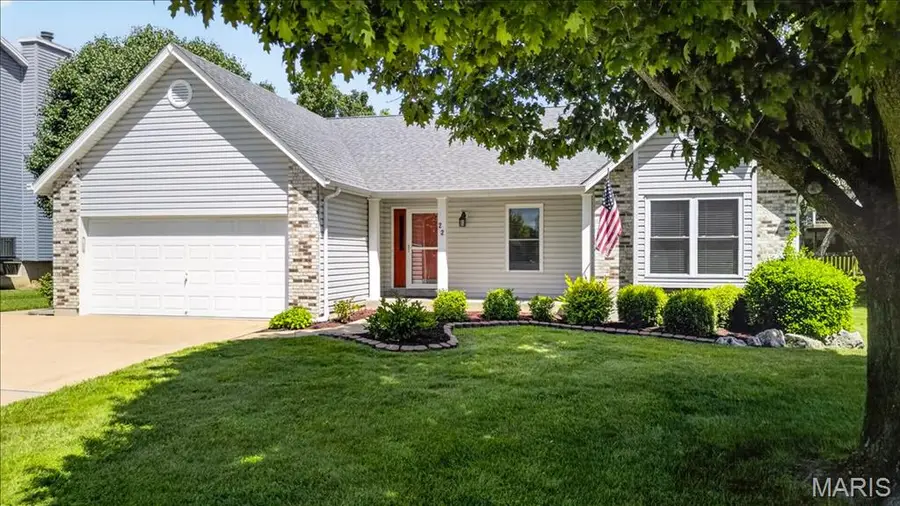 22 Burlington Court, Saint Charles, MO 63304 - #2